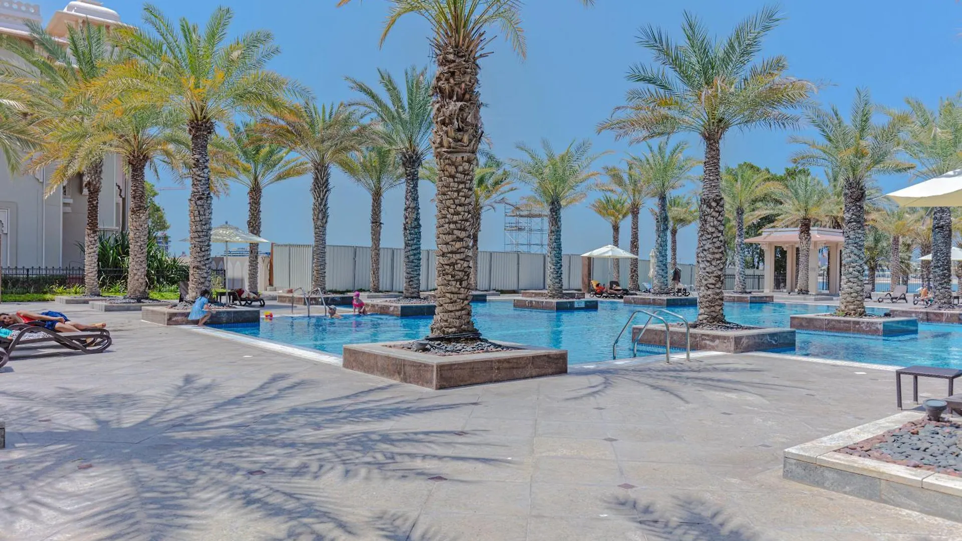 Apartment Spacious New 2 Bdr, Pool And Beach Access Dubai