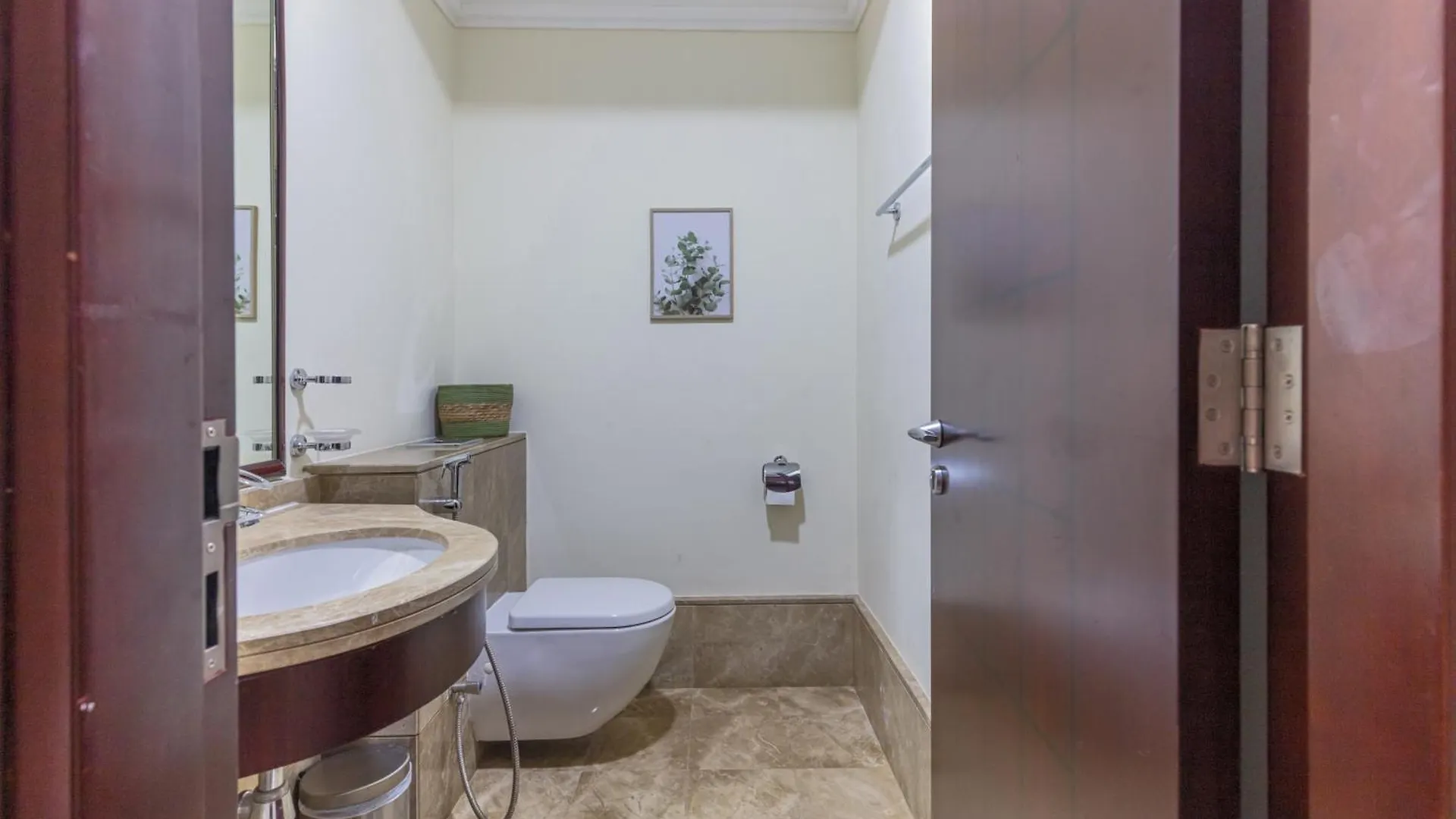 Spacious New 2 Bdr, Pool And Beach Access Dubai Apartment