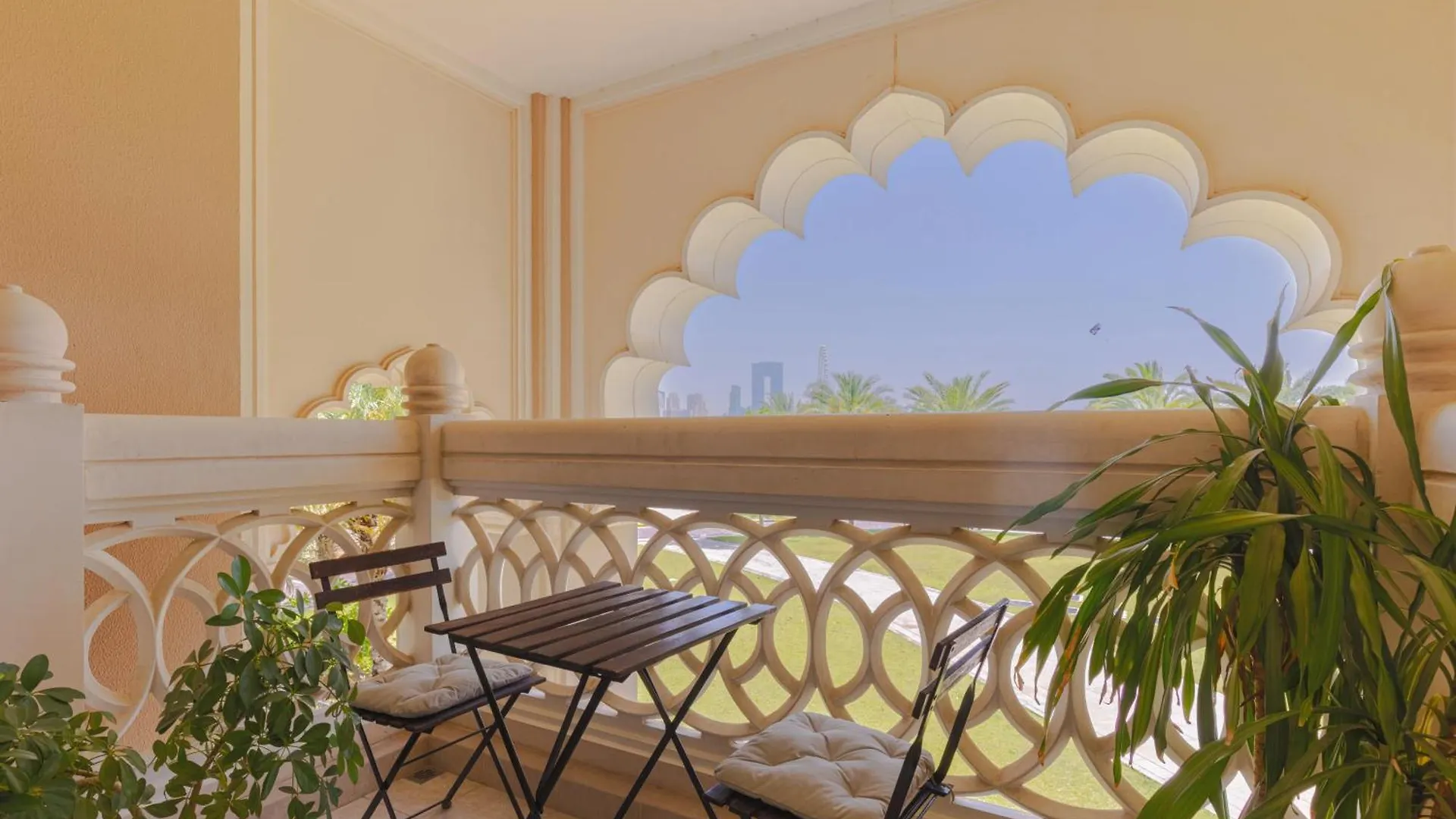 Spacious New 2 Bdr, Pool And Beach Access Dubai Apartment