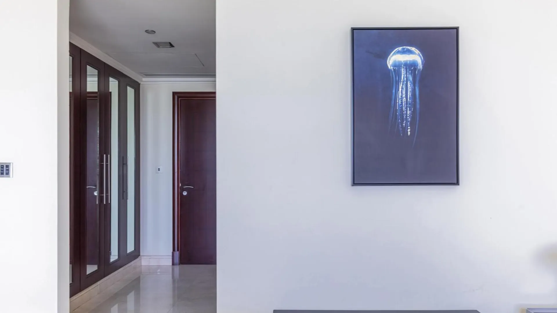 Spacious New 2 Bdr, Pool And Beach Access Dubai