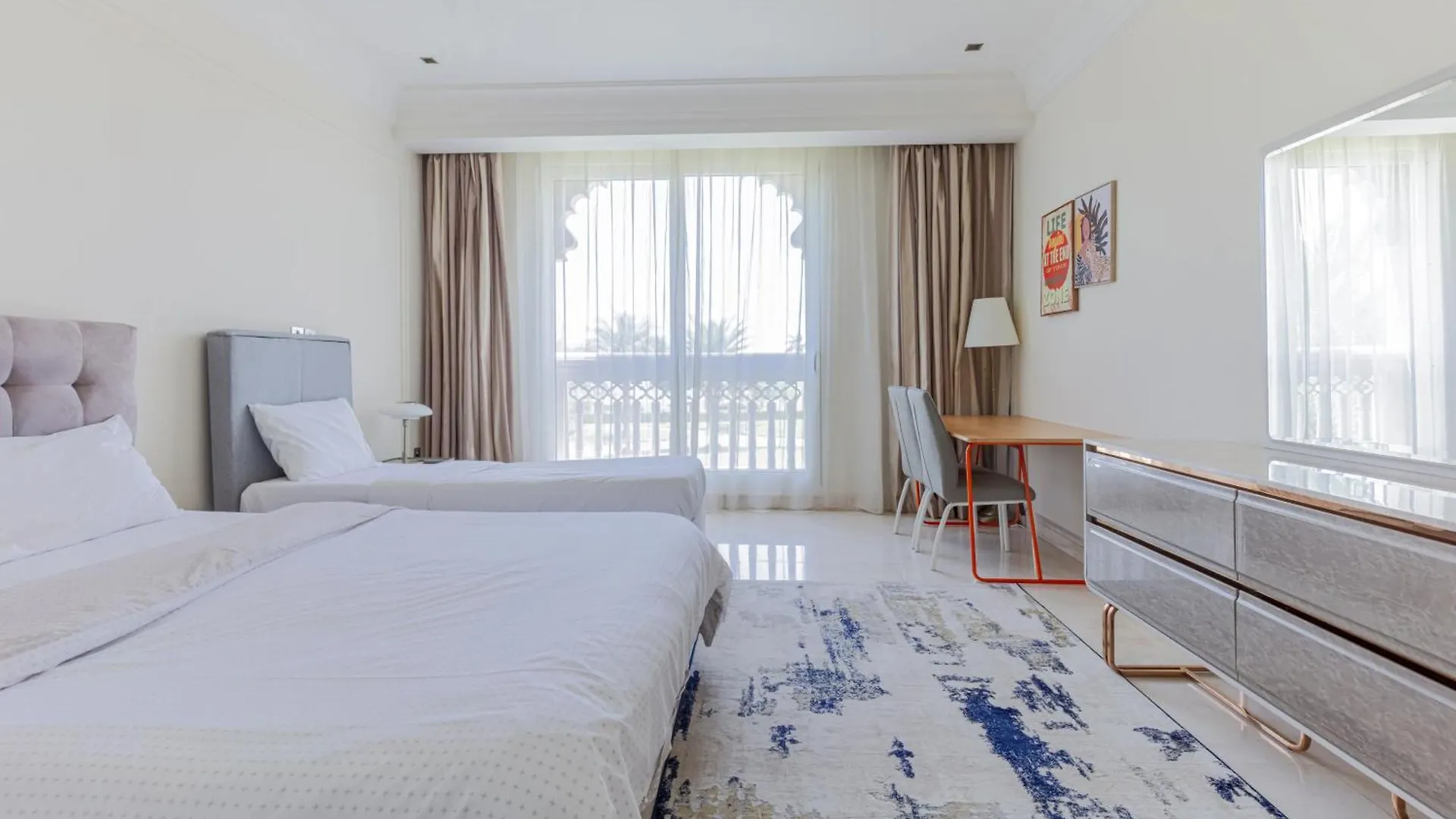 Apartment Spacious New 2 Bdr, Pool And Beach Access Dubai