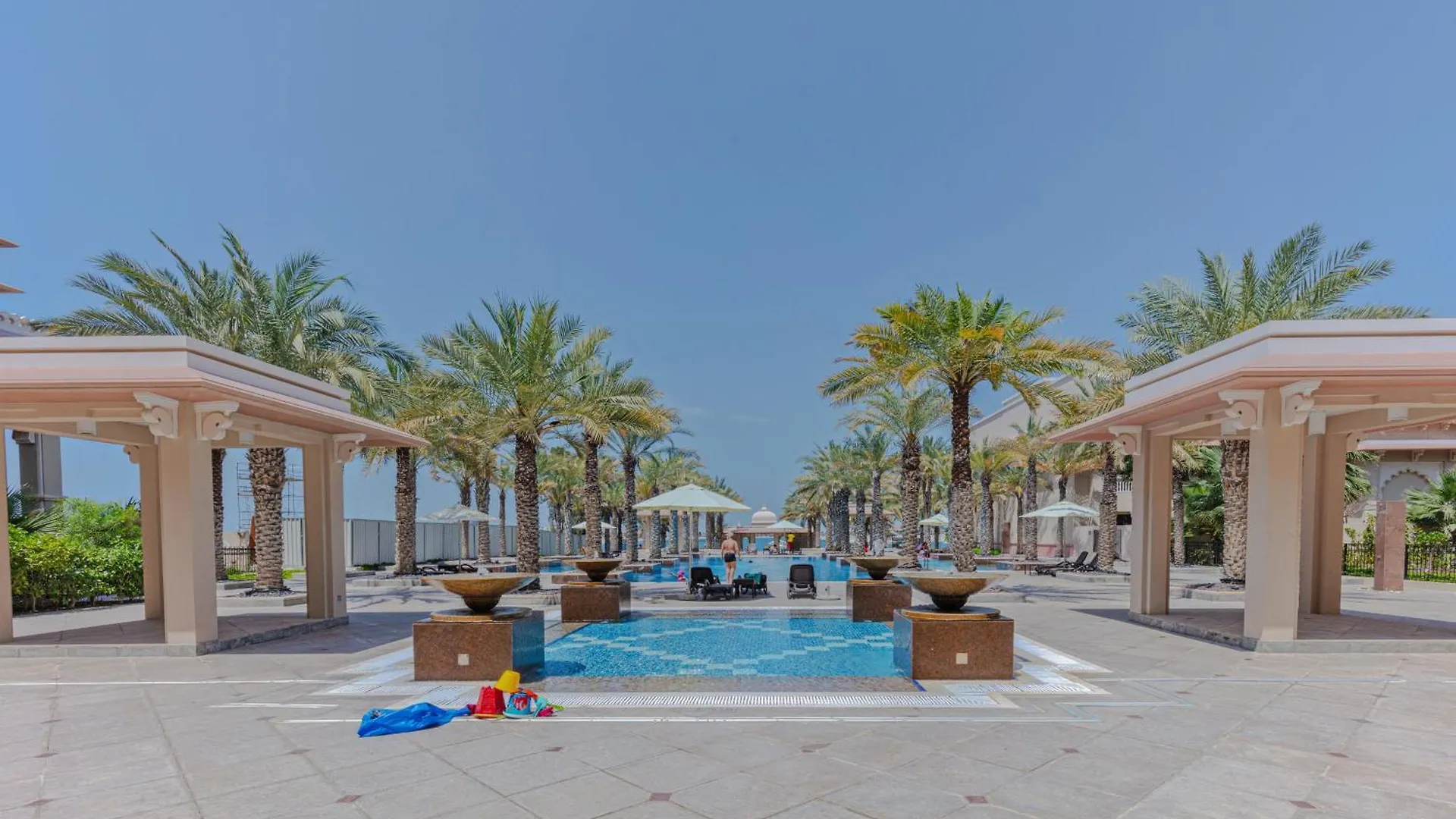 Apartment Spacious New 2 Bdr, Pool And Beach Access Dubai