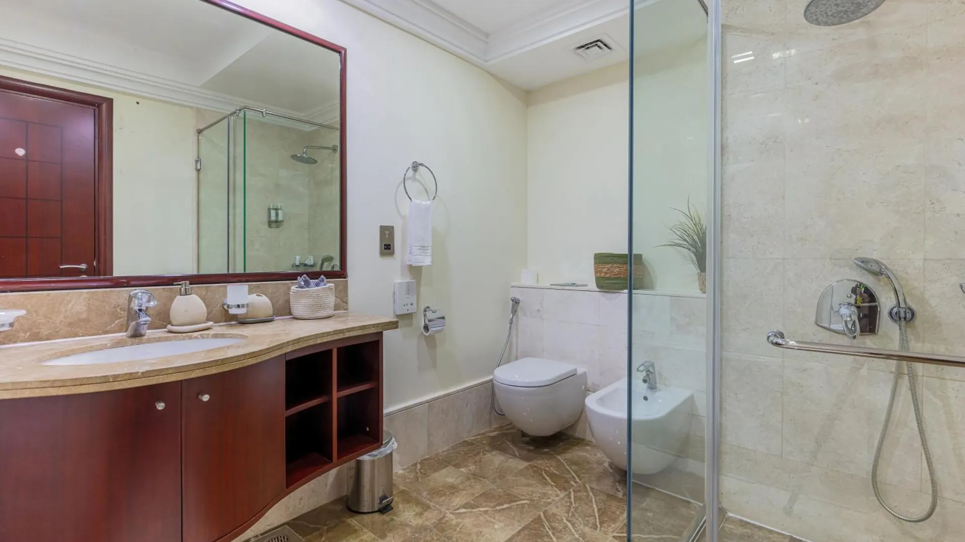 Spacious New 2 Bdr, Pool And Beach Access Dubai 0*,