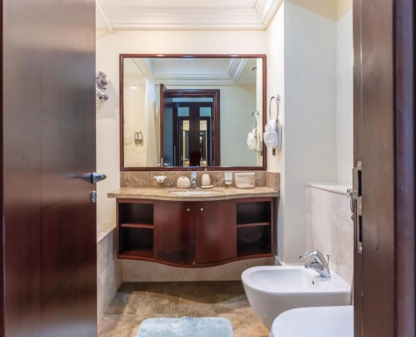 Spacious New 2 Bdr, Pool And Beach Access Dubai Apartment